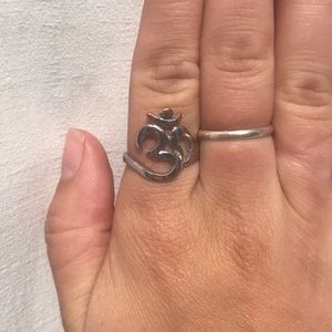 Om ring